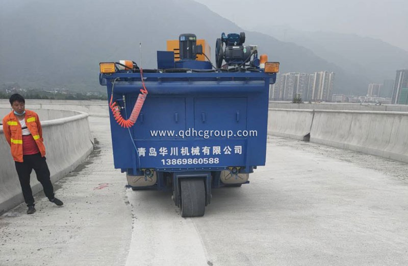 移動(dòng)拋丸機(jī)