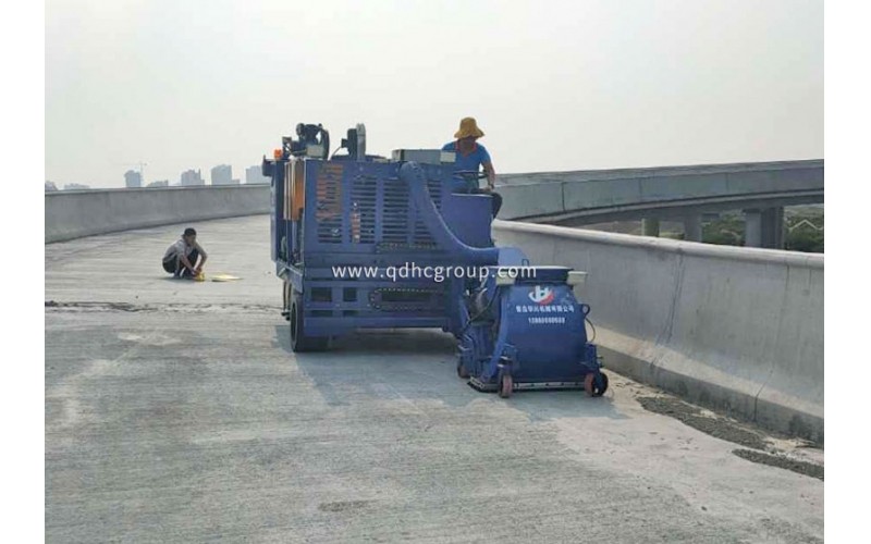 移動(dòng)拋丸機(jī)在橋面施工時(shí)需要注意哪幾點(diǎn)問(wèn)題？